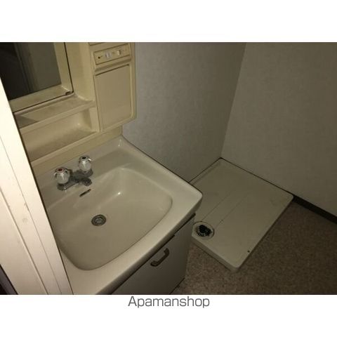 シャトー若葉の内装写真