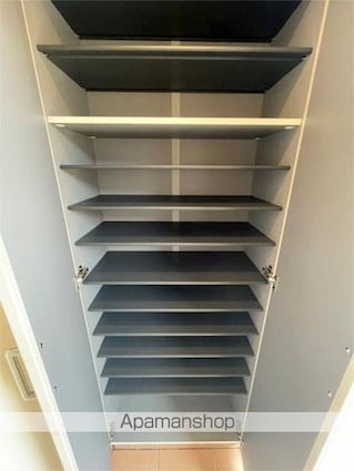 ゼルコーバ[1DK/24.84m2]の収納