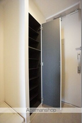 グラディオ岩塚[1K/26.08m2]の内装