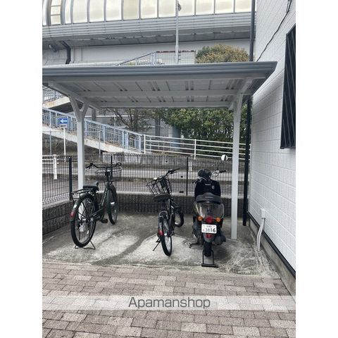 アンプルールリーブルルーアンの外観写真
