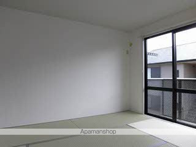 クレール林崎 B棟の内装写真