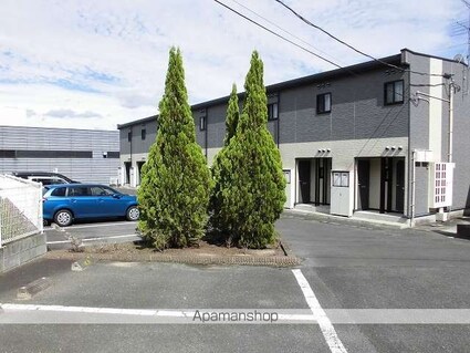 レオパレス榎戸[1K/28.02m2]の庭1