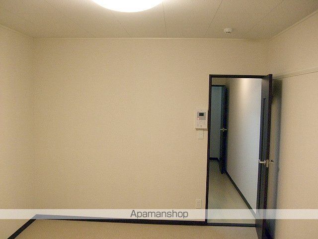 レオネクストタートルクレインIの内装写真