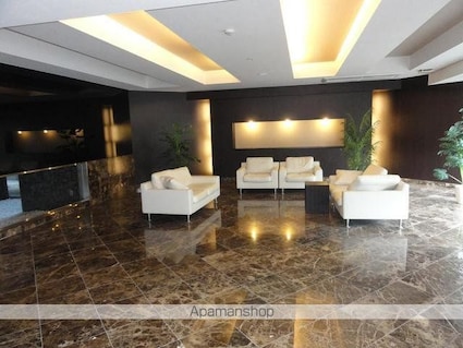 愛知県名古屋市東区泉３丁目[2LDK/59.33m2]のロビー