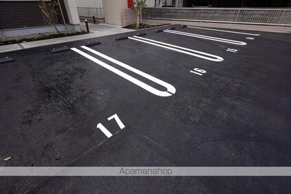 ベレオ末広[2LDK/62.44m2]の駐車場3