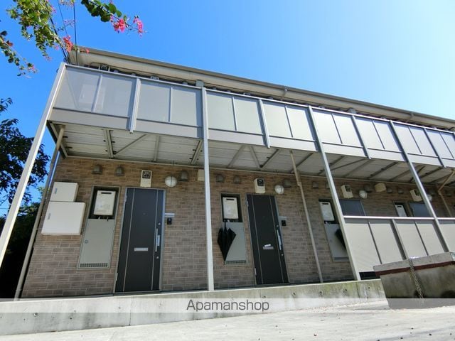 アムール 横須賀中央の外観写真
