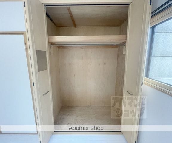 京福北野線 北野白梅町駅 徒歩8分 3階建 築25年の内装写真