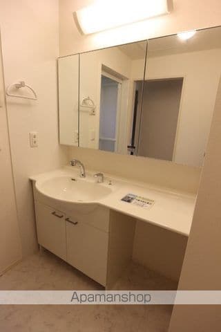 リシェス・オカザキVの内装写真