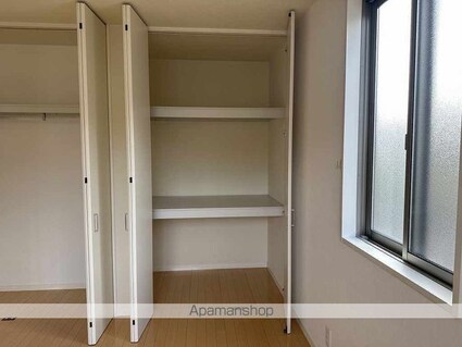 シャーメゾン万々Ⅱ[3LDK/70.19m2]の収納