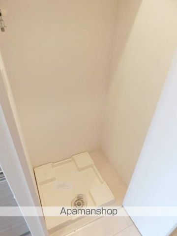 スプランディッド新大阪IIIの内装写真