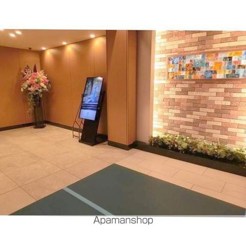 ザ・パークハビオ新宿の玄関写真
