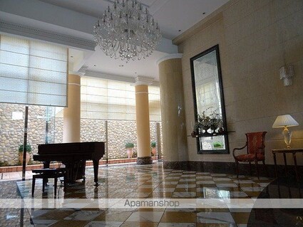 クレスト連坊[2DK/32.9m2]のロビー