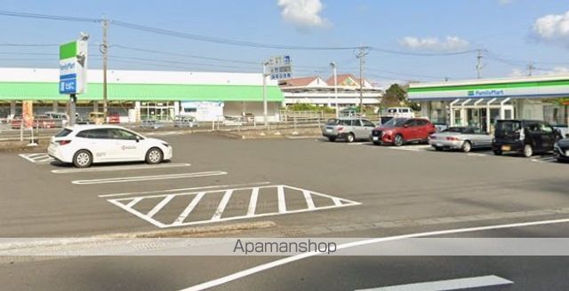 プレミアス中名の周辺写真