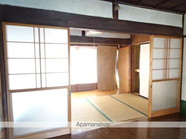長谷川一戸建ての内装写真