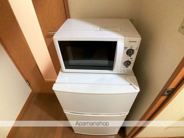 レオパレスプチ ジャルダンの内装写真