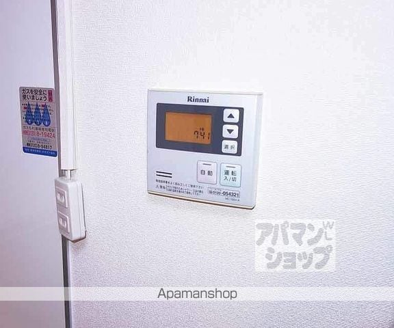 京阪電気鉄道京阪線 鳥羽街道駅 徒歩2分 1階建 築46年の内装写真