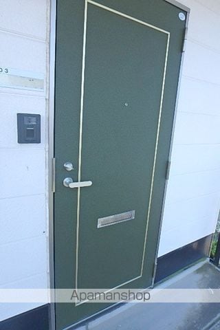 セゾンシティ C棟の玄関写真