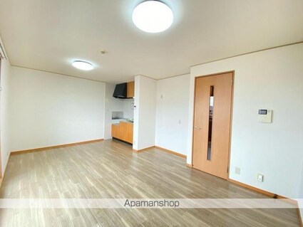 グレイスフルＹ　Ａ棟[2LDK/58.54m2]の内装2