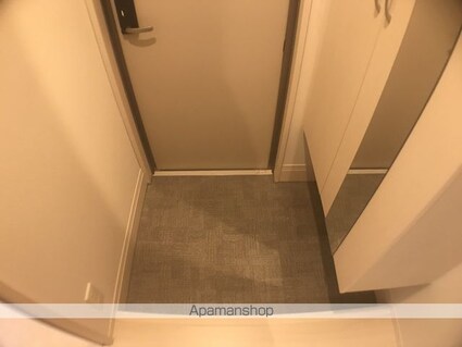 ノイエ南草津[1LDK/42.62m2]の玄関