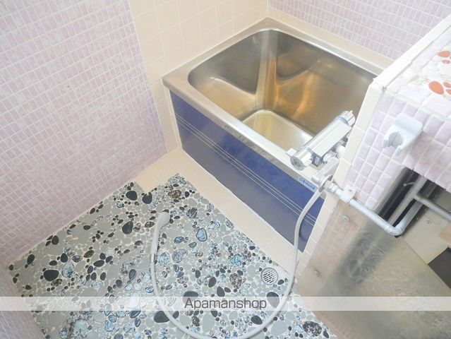 岩見沢市 2階建 築53年の内装写真