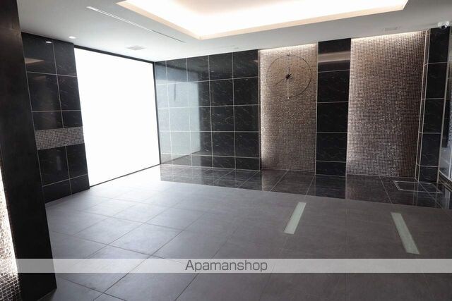 東京都立川市幸町３丁目[1LDK/45.18m2]のエントランス