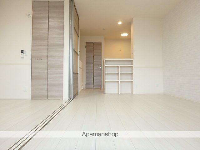 COMFORTIA AKUROの内装写真