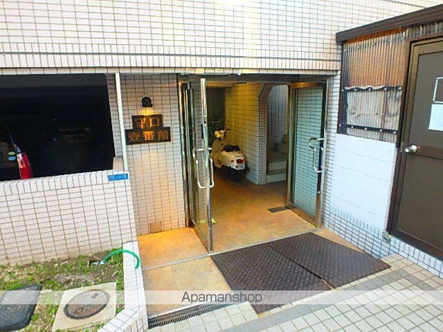山一守口壱番館の玄関写真