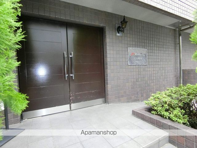 フェニックス牛込神楽坂の玄関写真