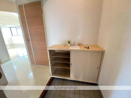 ベルエミナンス桜町[2LDK/53.32m2]の玄関