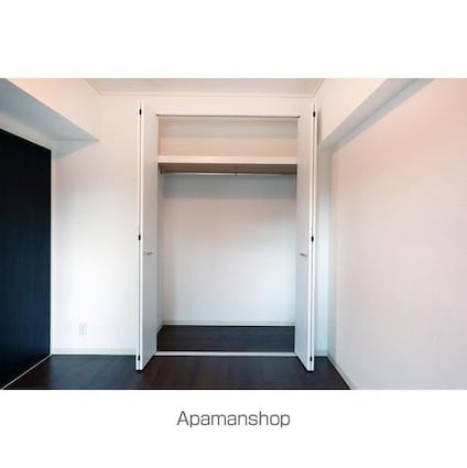 レクセルマンション上野松が谷[2LDK/62.41m2]の収納