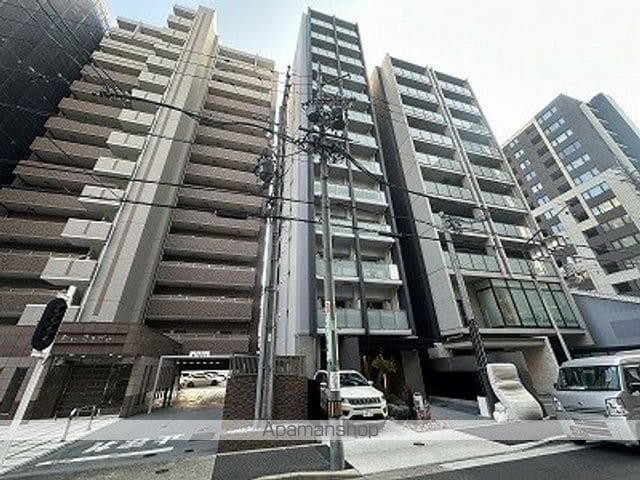 リヴシティ泉の外観写真