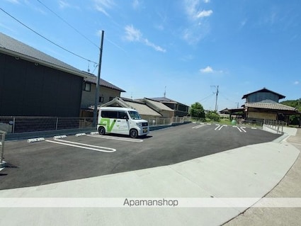 エスペランサ伍番館[2LDK/59.98m2]の駐車場
