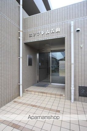 エンブレム衣山[1DK/40.5m2]のエントランス