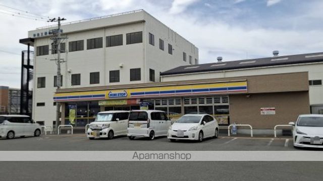 ノヴル ラフィーネの周辺写真