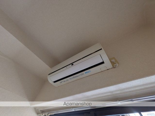 ワイアンドワイ宝町ビルの内装写真