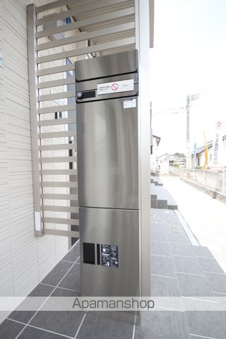 セジュールエクラ A棟の玄関写真