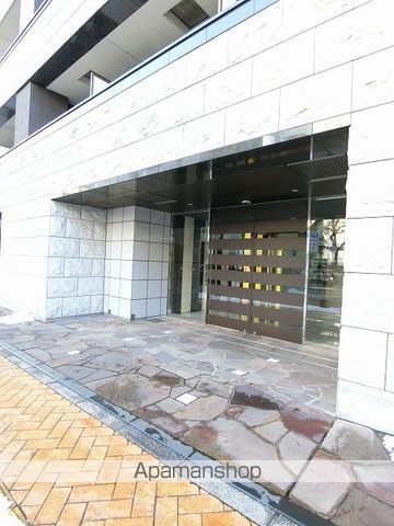 ガーラ・グランディ横濱桜木町の玄関写真