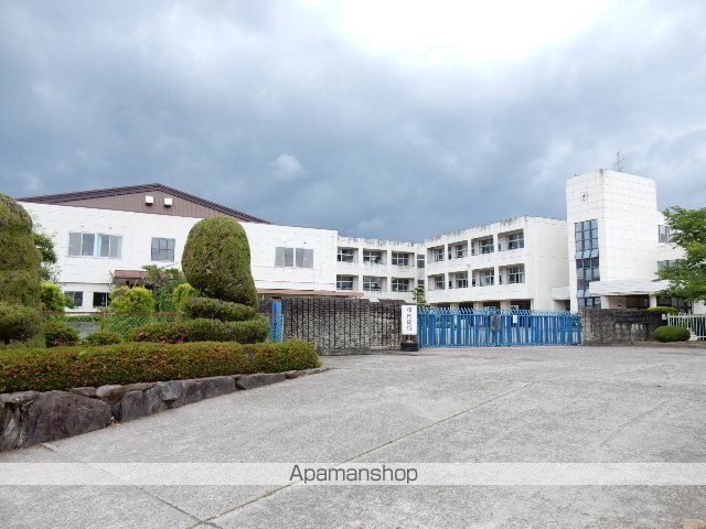 赤磐市 2階建 築49年の周辺写真