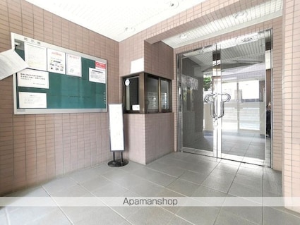 菱和パレス世田谷千歳台[1R/18.7m2]のエントランス2