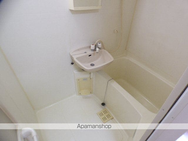 ウエストサイド江坂の内装写真