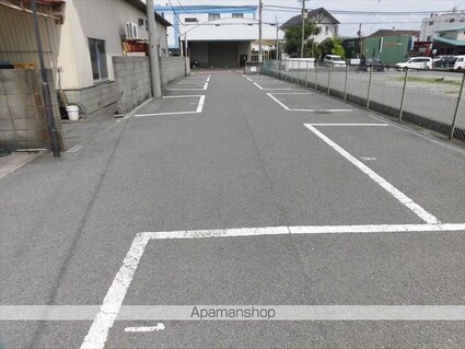 和歌山県和歌山市小雑賀２丁目[3DK/50.9m2]の駐車場3