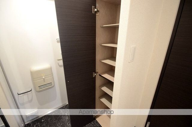 クレイノ令和[1K/25.89m2]の玄関