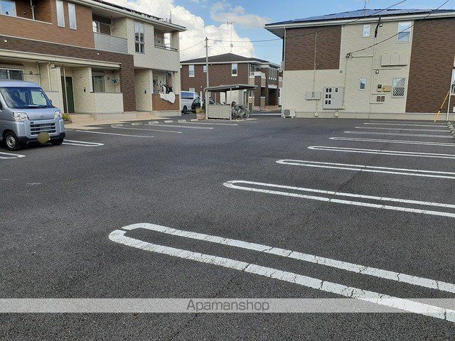 チセ・サポアク[2LDK/58.33m2]の駐車場