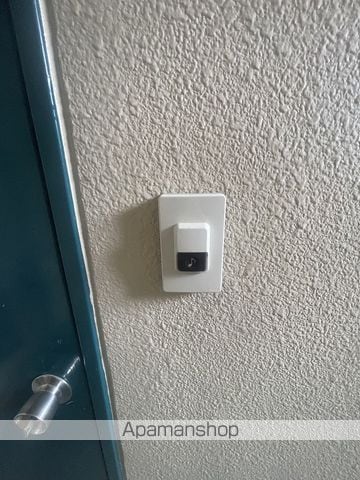 ロイヤル小曽根マンションの内装写真