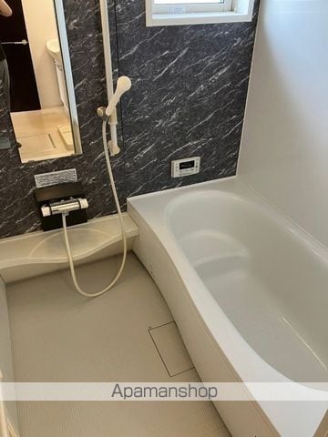 KIKUMOMOの内装写真