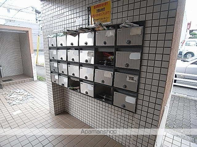 ロイヤルメゾン塚口8の内装写真