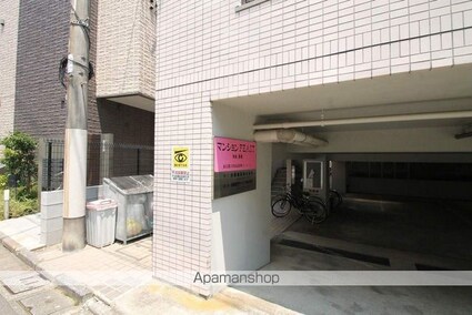 マンションＦＥＡＳＴ[1K/18.5m2]のエントランス