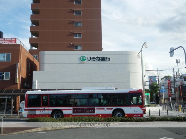 シャンテー東香里の周辺写真