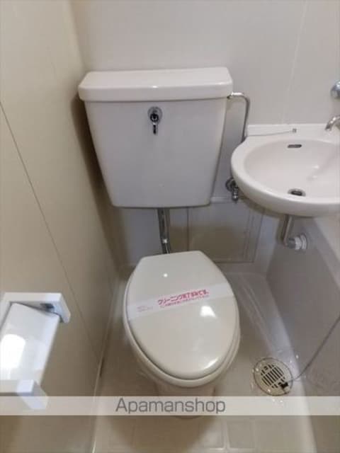 和歌山県和歌山市三木町堀詰[1K/24.6m2]のトイレ