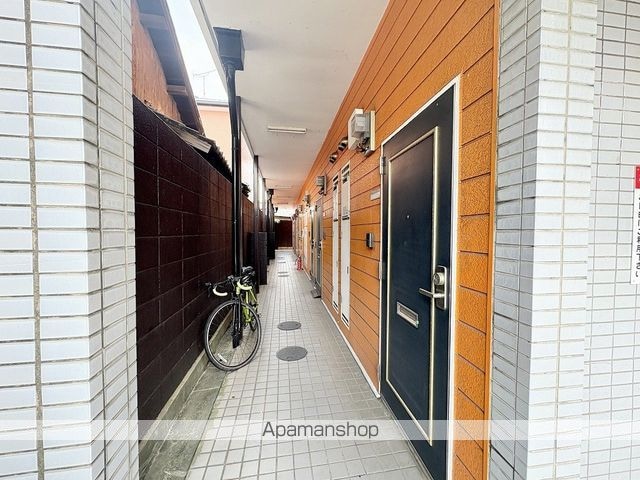 和歌山県和歌山市秋月[1K/20m2]のエントランス